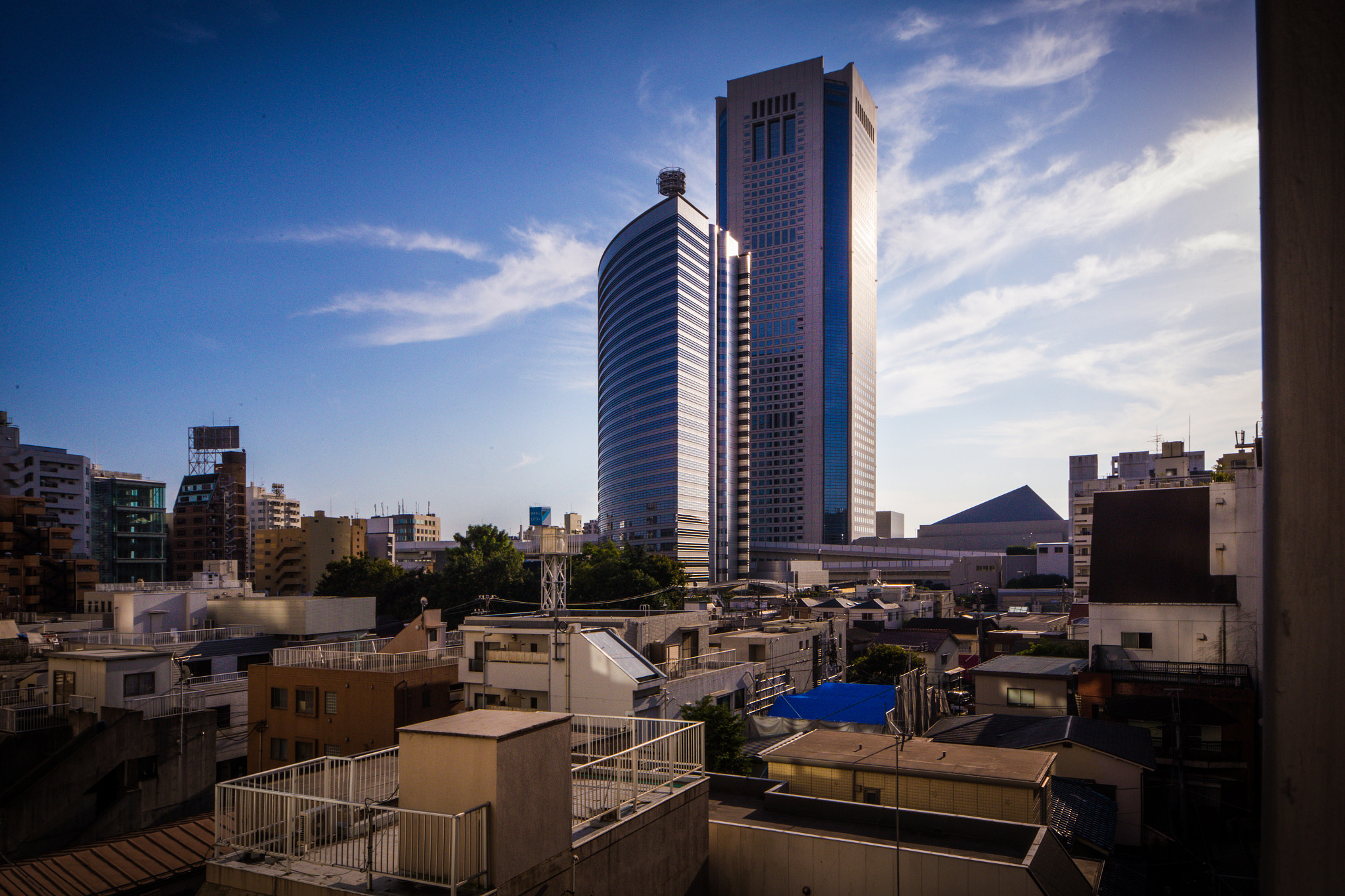 Canon EOS 6D + Sigma 10-20mm F4-5.6 EX DC HSM sample photo. Tokyo opera citytower photography