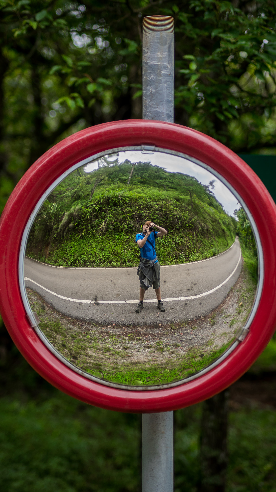 Sony DT 55-200mm F4-5.6 SAM sample photo. Self-potrait photography