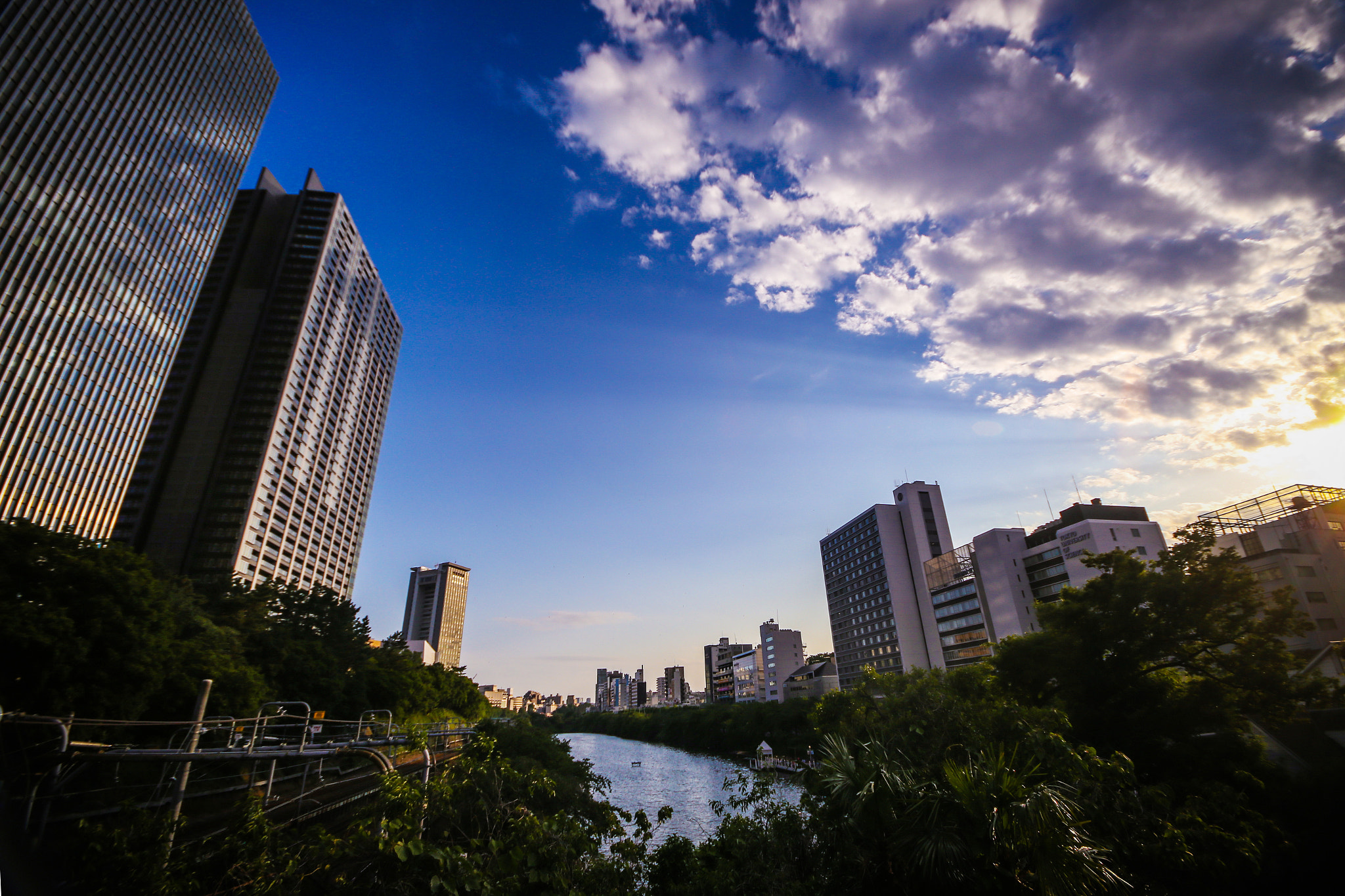 Canon EOS 6D + Sigma 10-20mm F4-5.6 EX DC HSM sample photo. Iidabashi photography