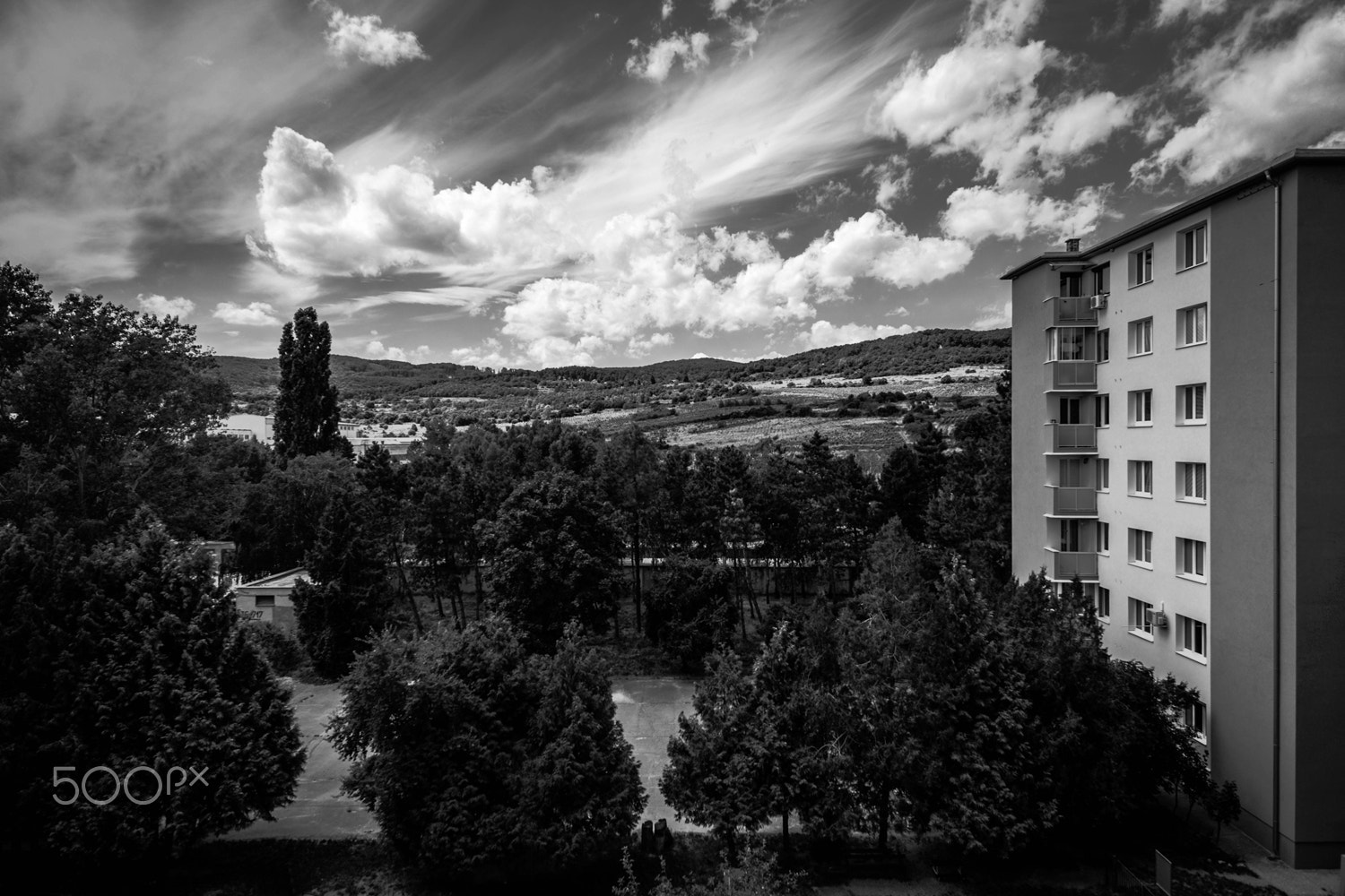 Elmarit-M 1:2.8/21 sample photo. Out of my window photography