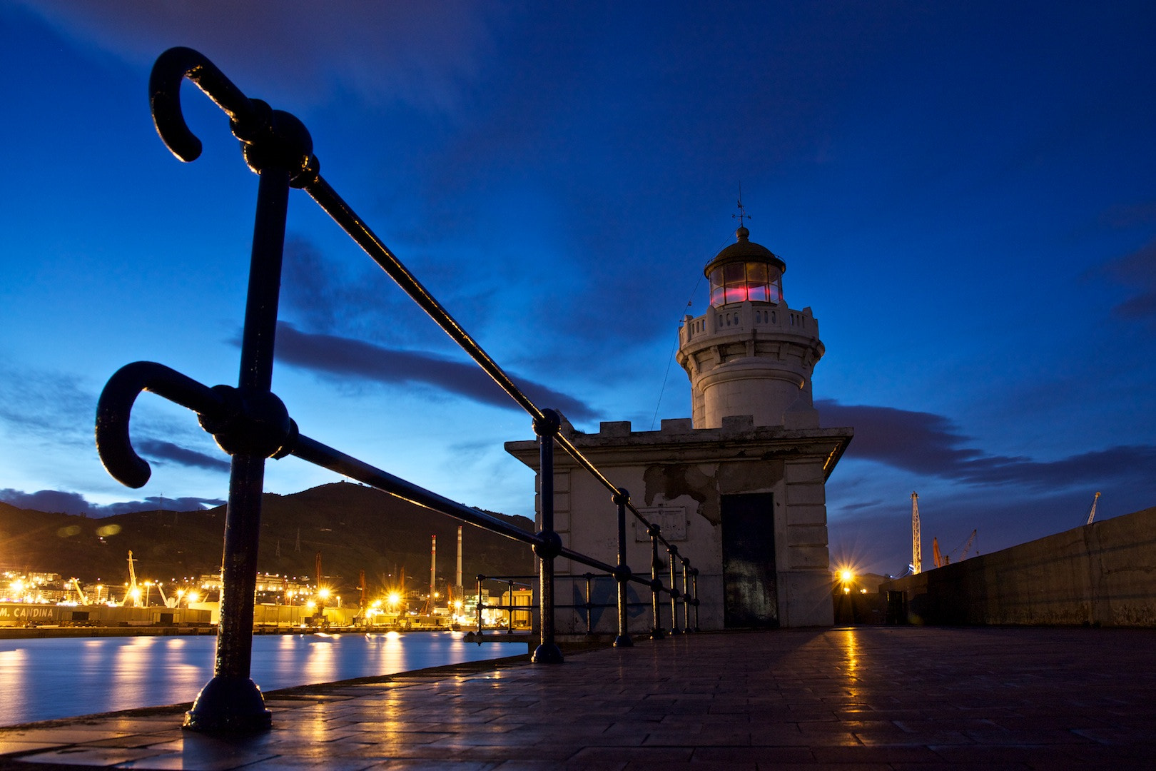 Sigma 17-70mm F2.8-4 DC Macro OS HSM sample photo. Lighthouse photography