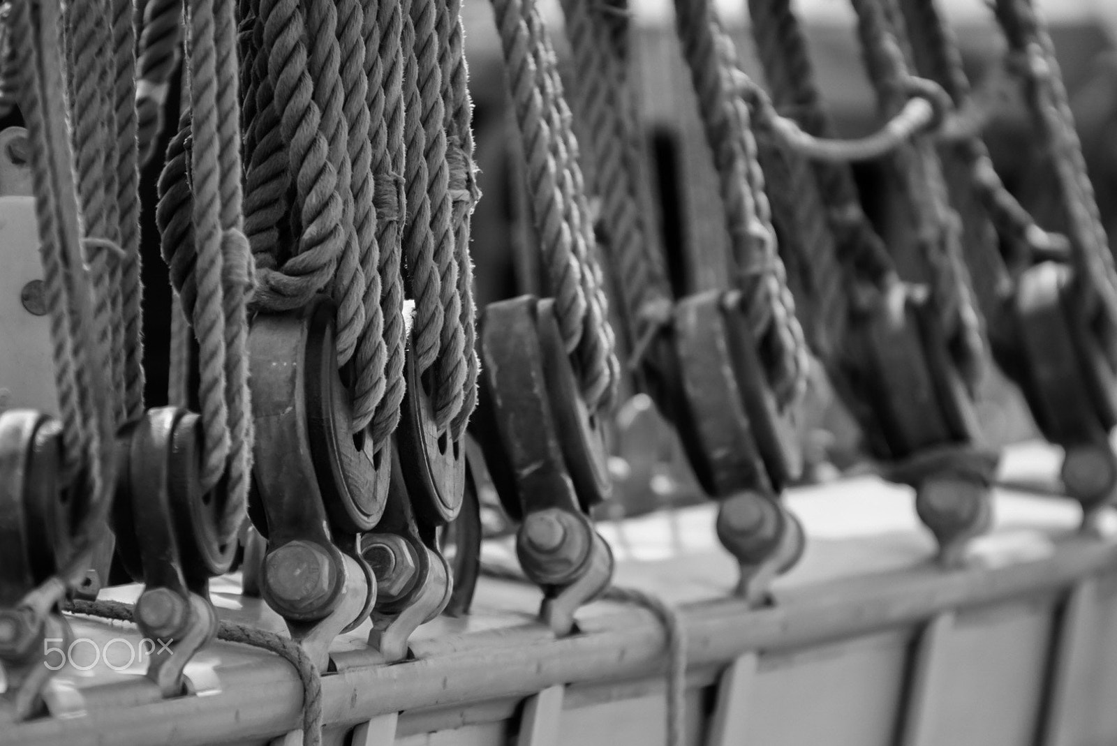 Sony ILCA-77M2 + 70-200mm F2.8 sample photo. The ship photography