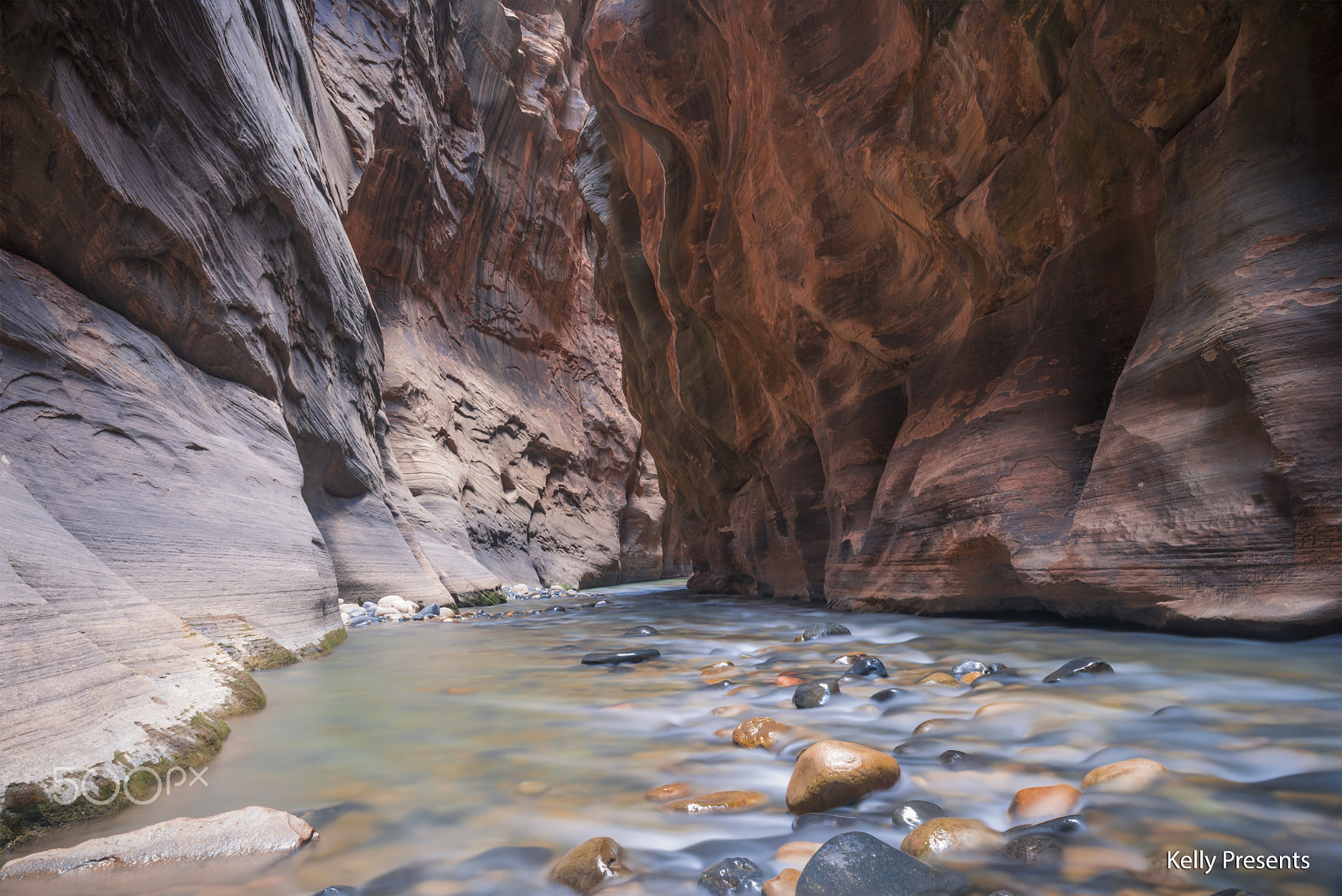 Samyang 12mm F2.8 ED AS NCS Fisheye sample photo. The narrows photography