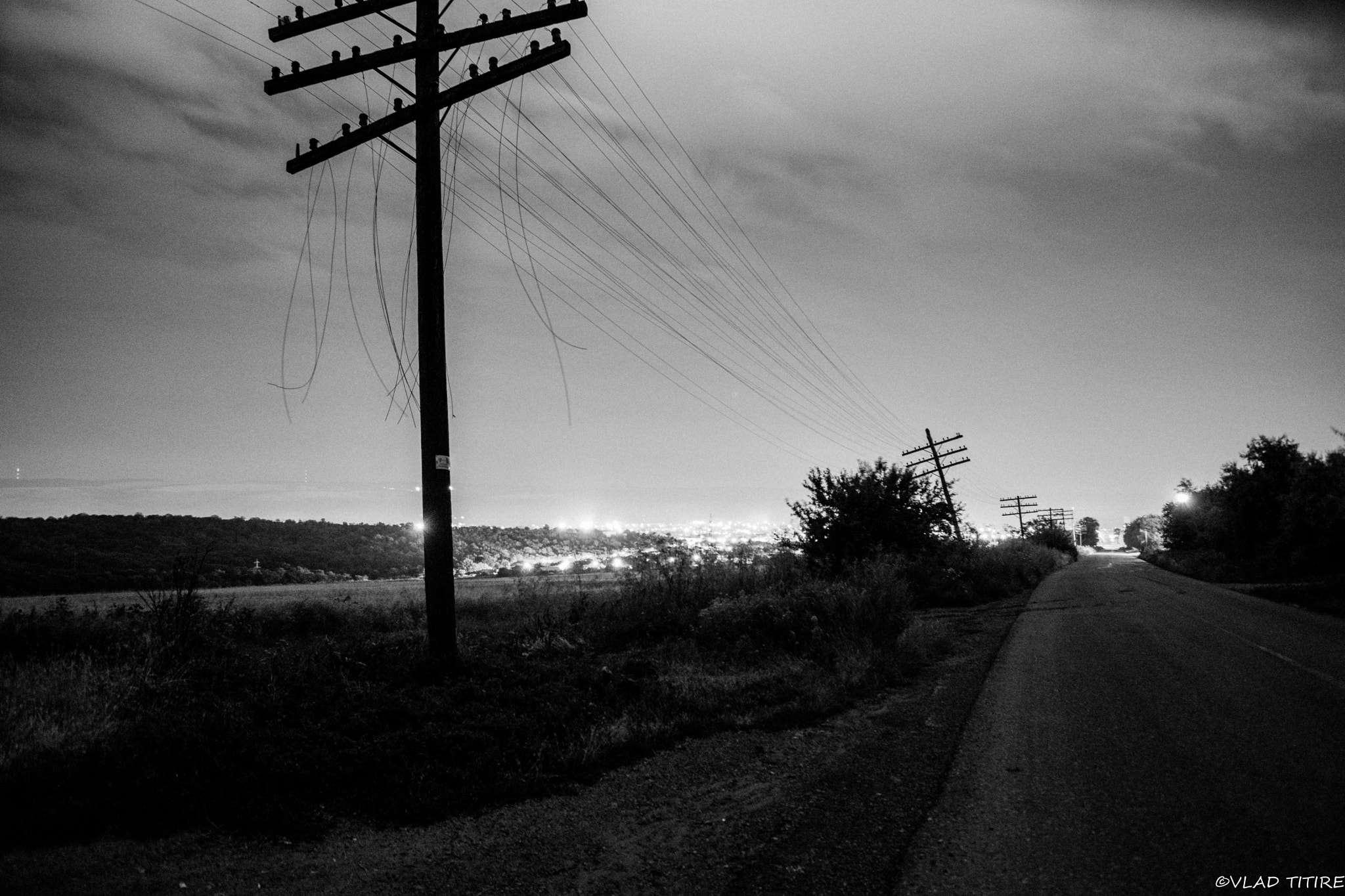Sigma 18-50mm F2.8-4.5 DC OS HSM sample photo. Bw night photography