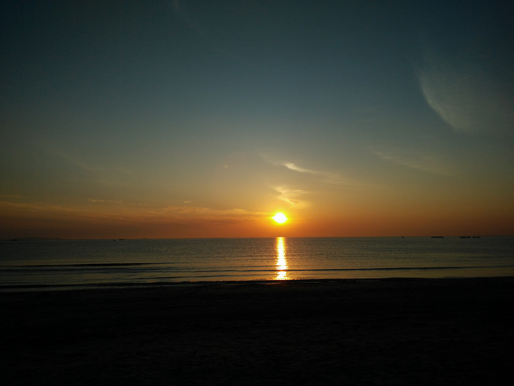 OnePlus ONE E1001 sample photo. 日出 photography