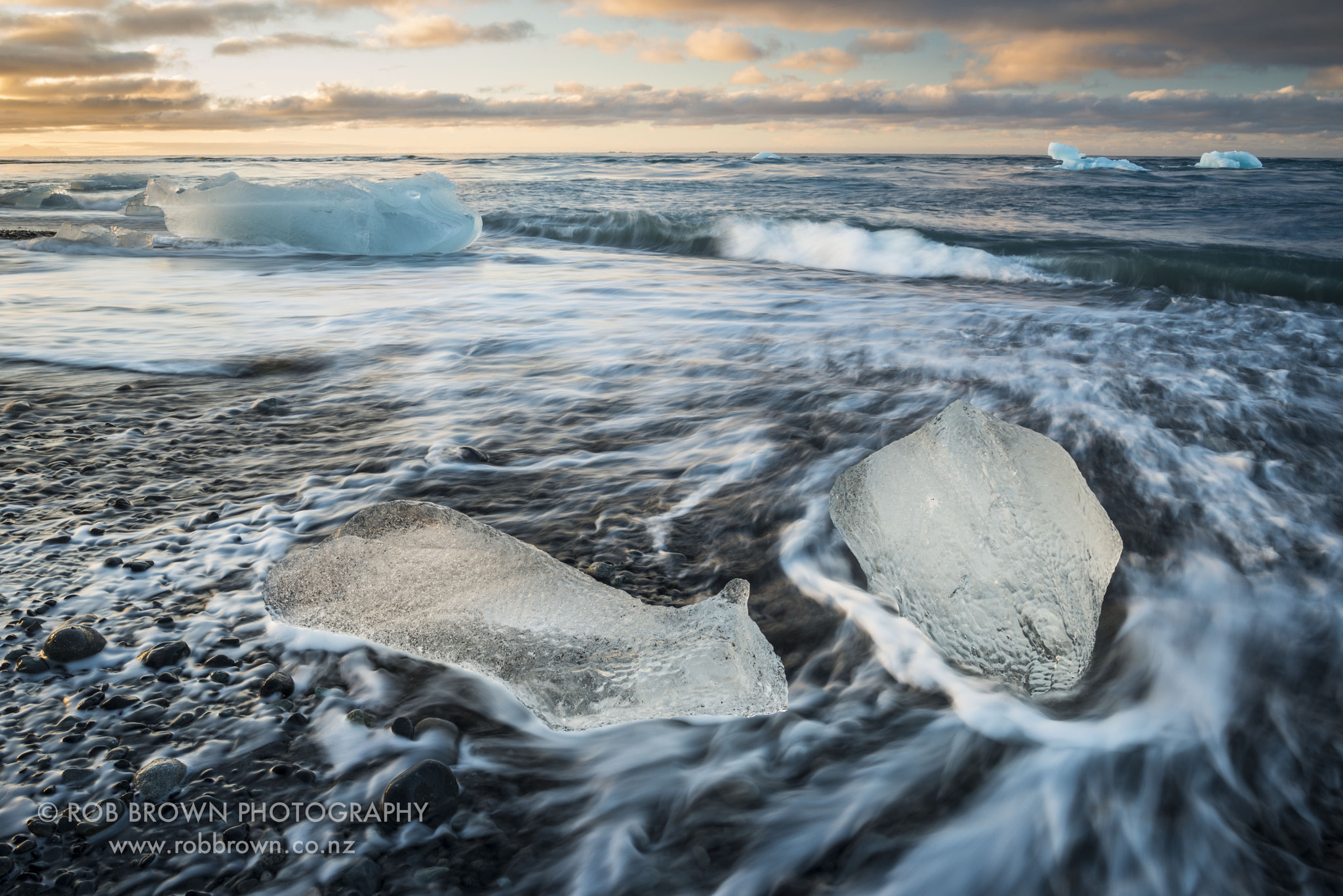 Nikon D800E + Nikon AF-S Nikkor 20mm F1.8G ED sample photo. Sunrise, jökulsárlón, iceland photography