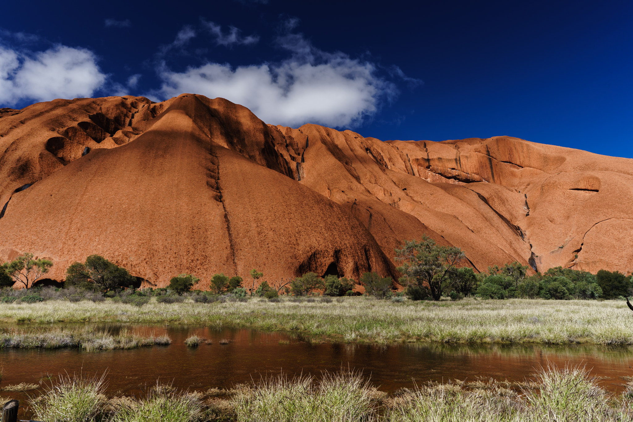 Sony a7 II + ZEISS Batis 25mm F2 sample photo. Uluru photography