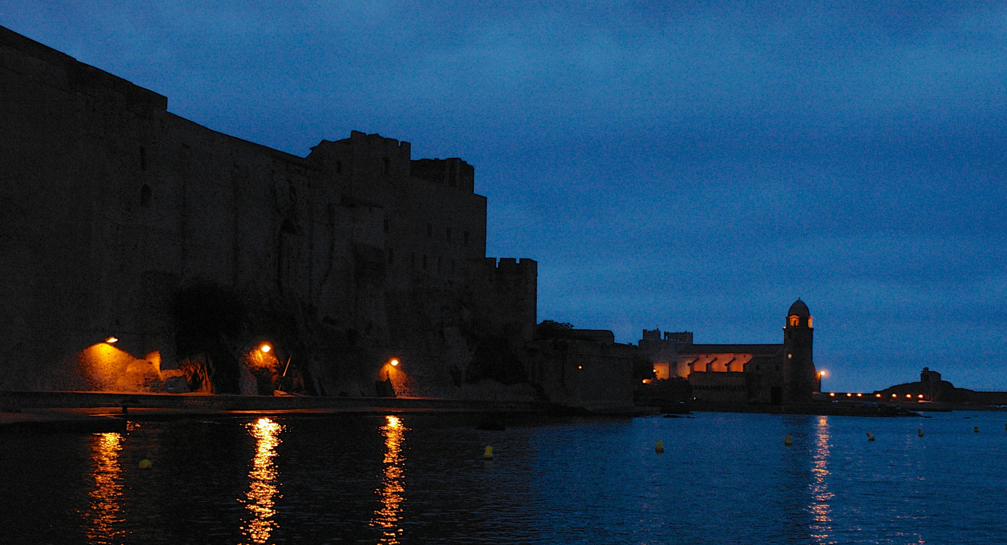 Pentax *ist D sample photo. Collioure by night-4 photography