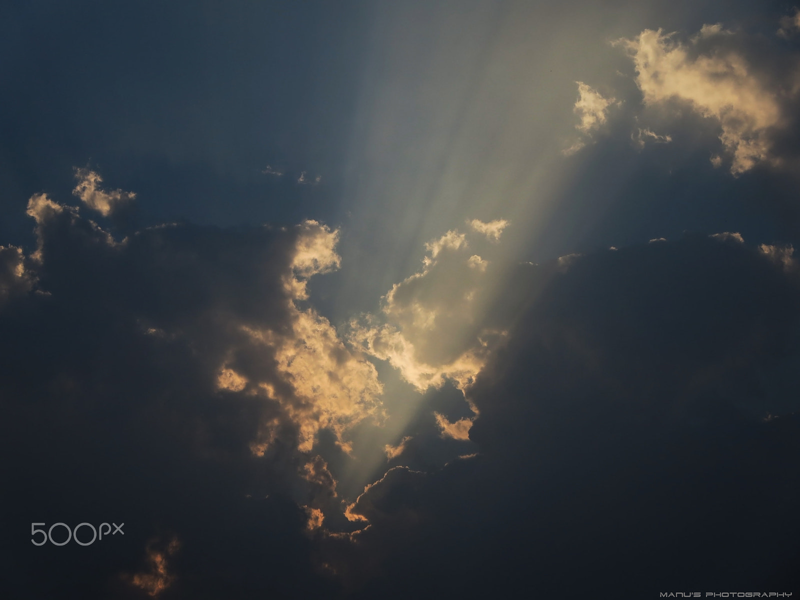 Canon PowerShot ELPH 330 HS (IXUS 255 HS / IXY 610F) sample photo. Sun light photography