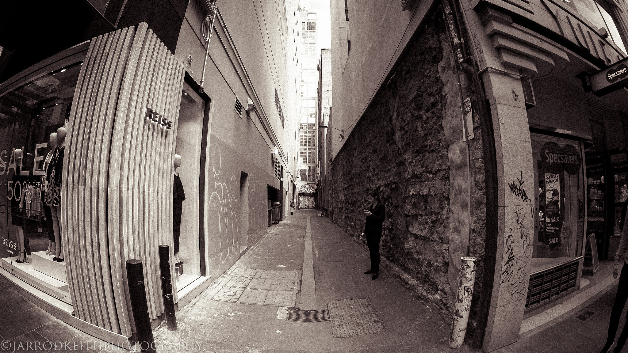 Olympus OM-D E-M1 + OLYMPUS M.8mm F1.8 sample photo. Melbourne laneways photography