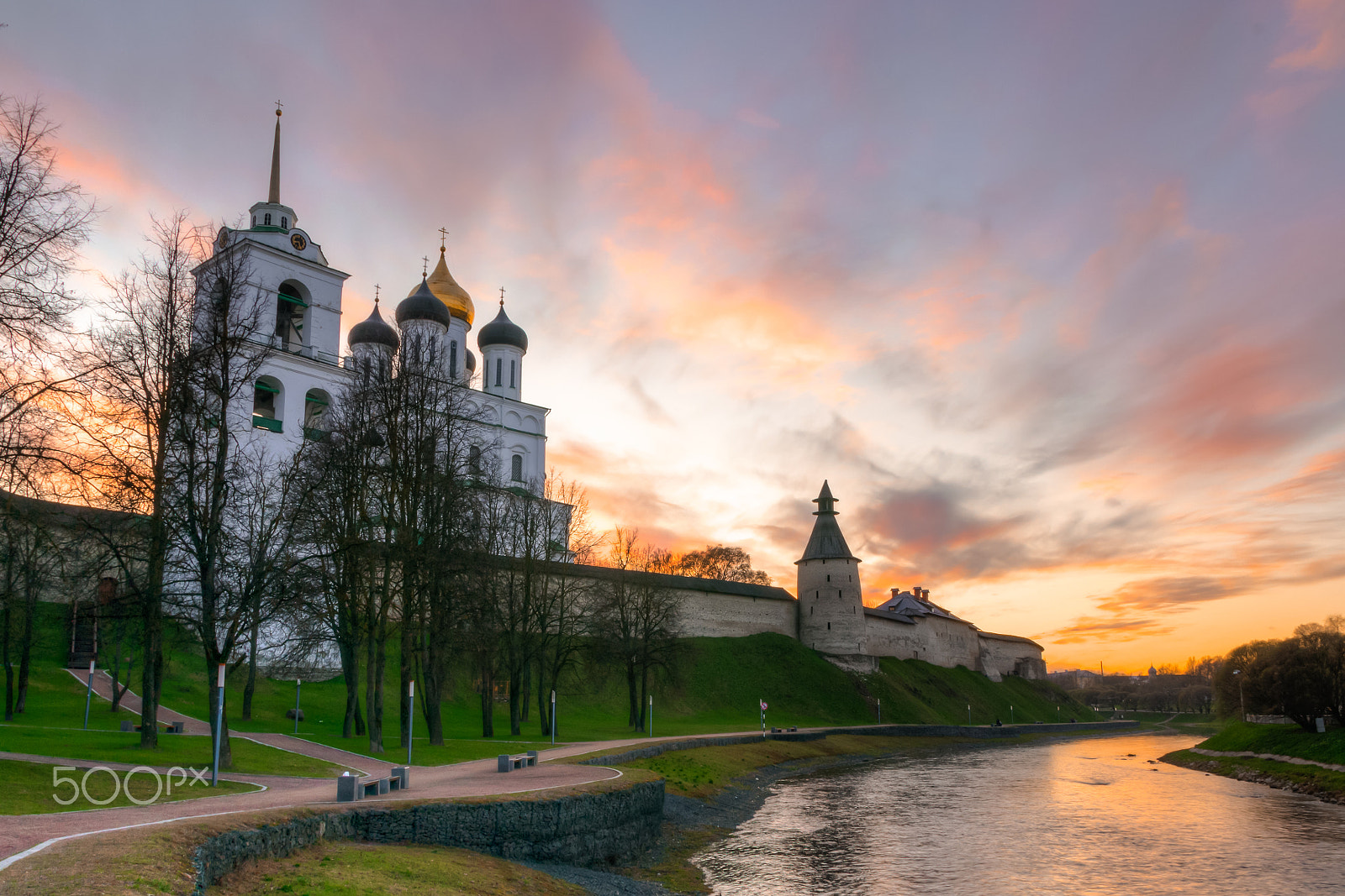 Sigma 17-70mm F2.8-4 DC Macro OS HSM | C sample photo. Pskov photography