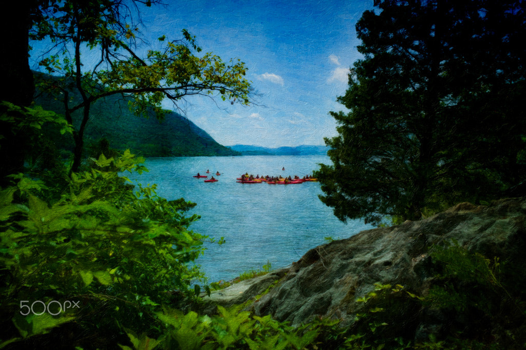 Leica M9 + Leica Elmarit-M 28mm F2.8 ASPH sample photo. Night kayaking photography