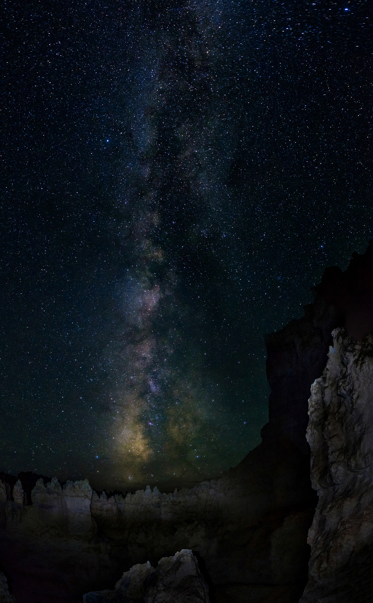 Sony a7R II + 24-70mm F2.8 G SSM sample photo. Milky way @ bryce canyon photography