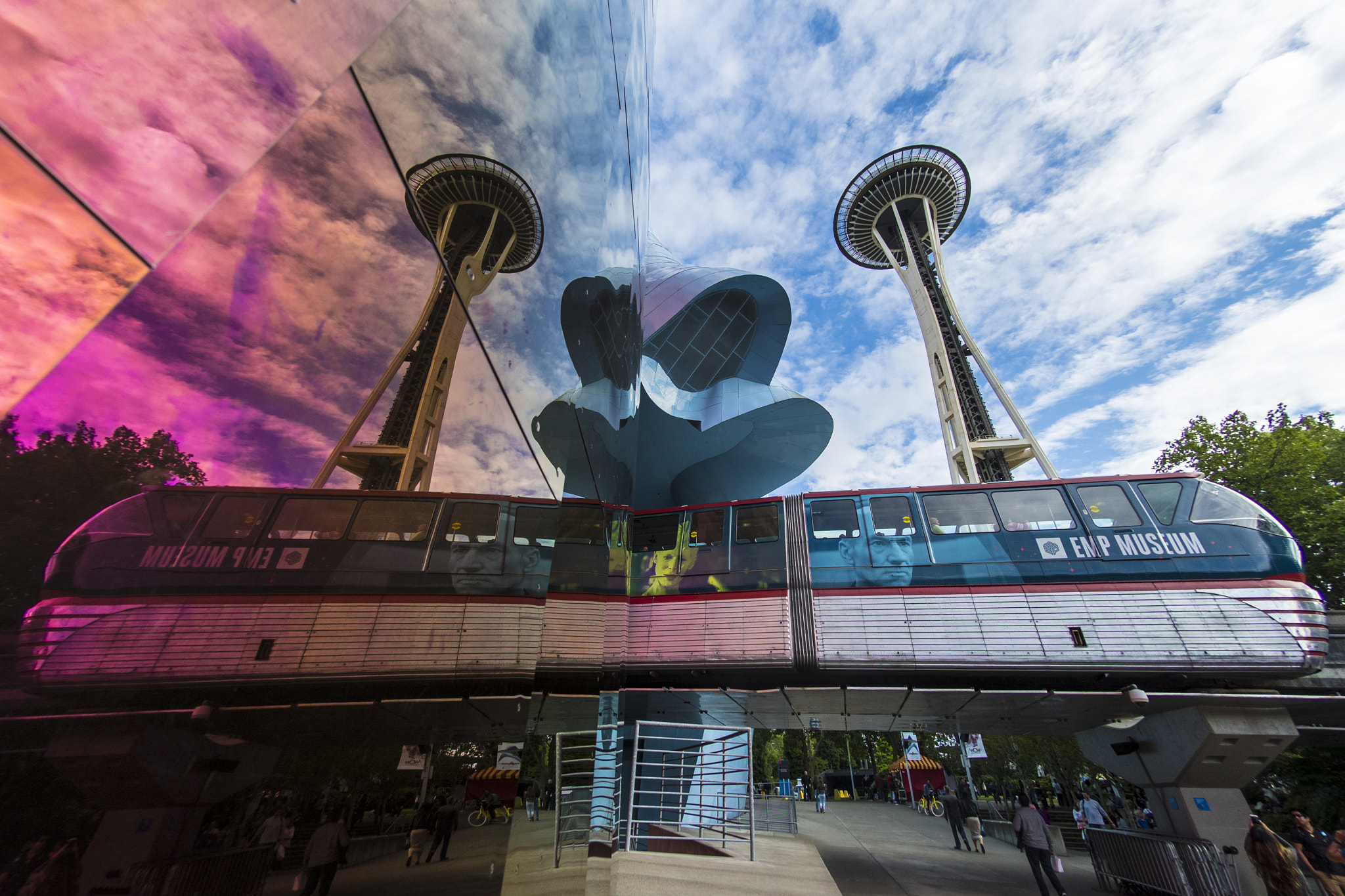 Nikon AF DX Fisheye-Nikkor 10.5mm F2.8G ED sample photo. Seattle: emp and the space needle reflection photography