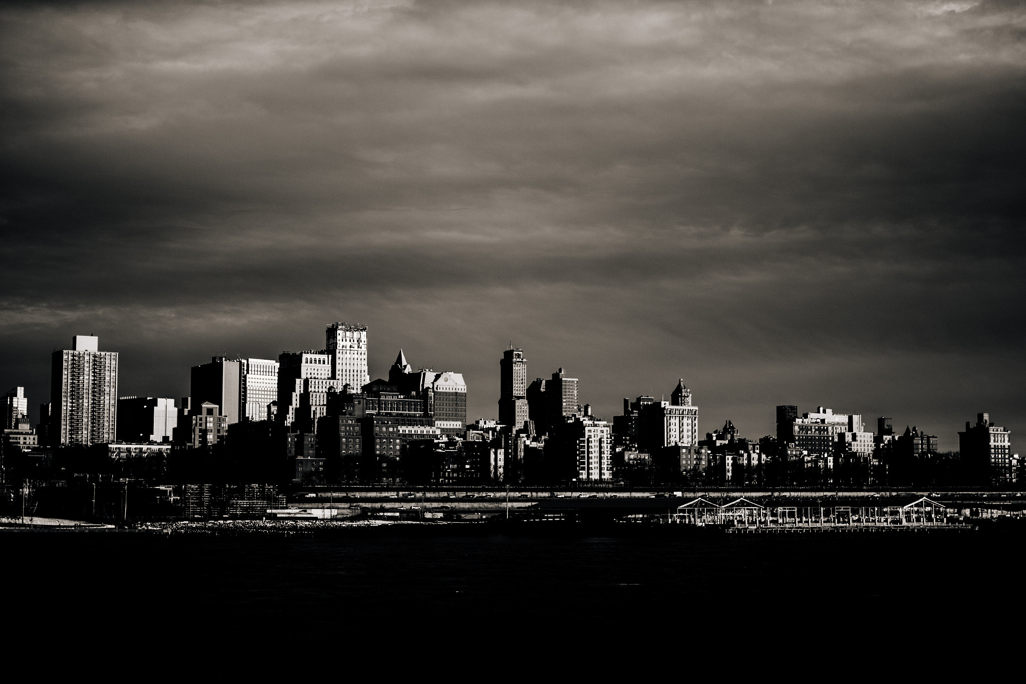 Canon EOS 70D + Canon EF 35mm F2 sample photo. New jersey from the manhattan pier photography