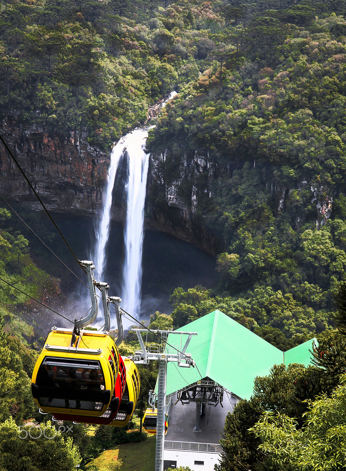 Canon EOS 1100D (EOS Rebel T3 / EOS Kiss X50) sample photo. Cable car in caracol's park photography