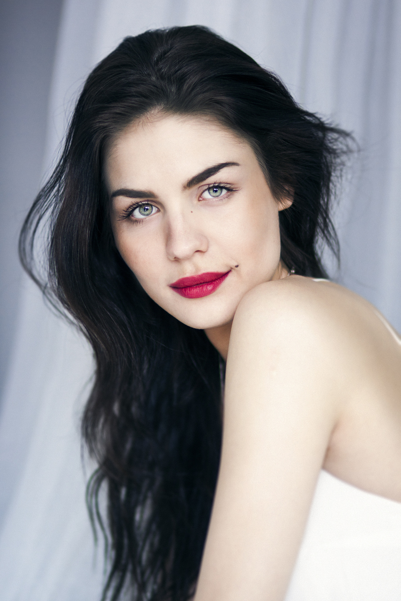 Sigma 85mm F1.4 EX DG HSM sample photo. Model - michalina photography