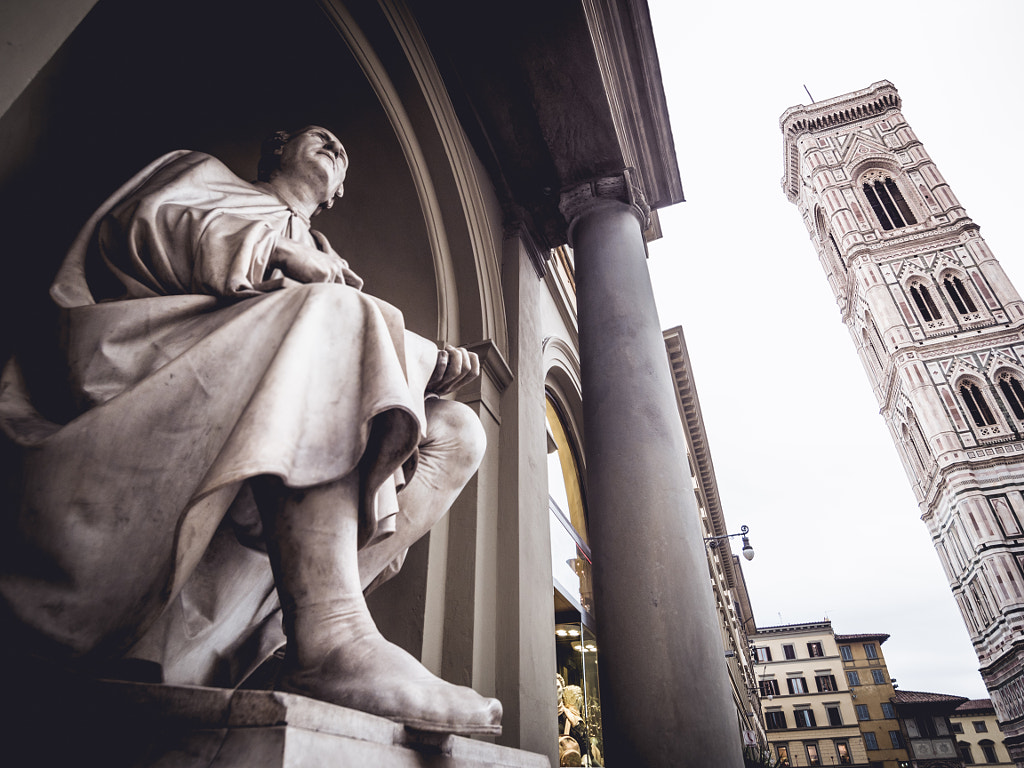 Italy Florence Statue of Filippo Brunelleschi and Giotto's bell by alfredogarciatv / Alfredo Garcia Perez on 500px.com