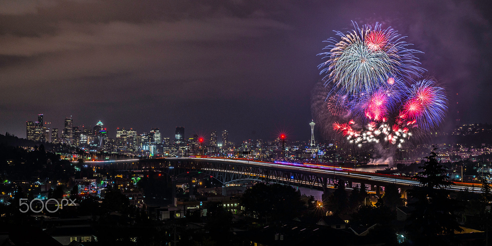Sony Planar T* 50mm F1.4 ZA SSM sample photo. 7/4/16- 4th of july over seattle photography