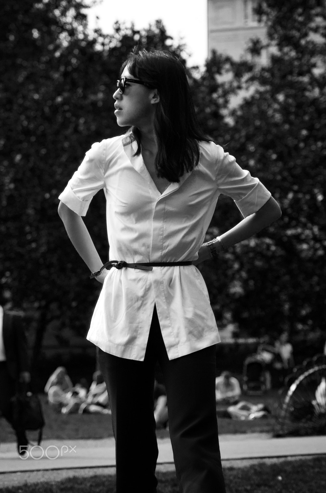 Nikon D40 sample photo. Contrapposto photography