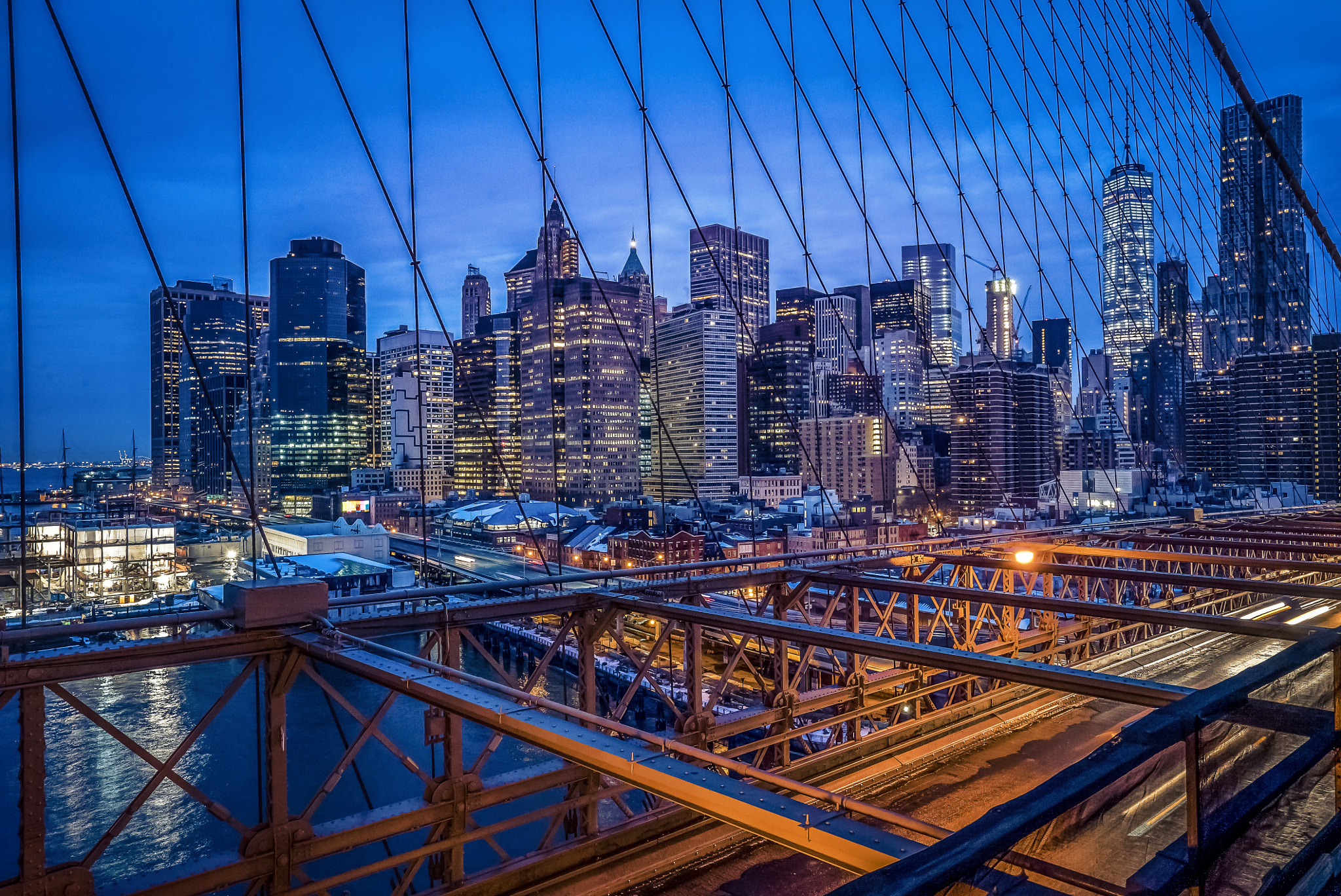 Sony a7S II + Sony Vario-Tessar T* FE 16-35mm F4 ZA OSS sample photo. Nyc skyline from the brooklyn bridge. photography