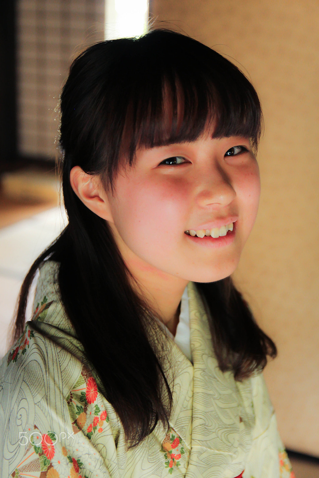 Canon EOS 600D (Rebel EOS T3i / EOS Kiss X5) + Canon EF-S 17-55mm F2.8 IS USM sample photo. Cutie japanese photography