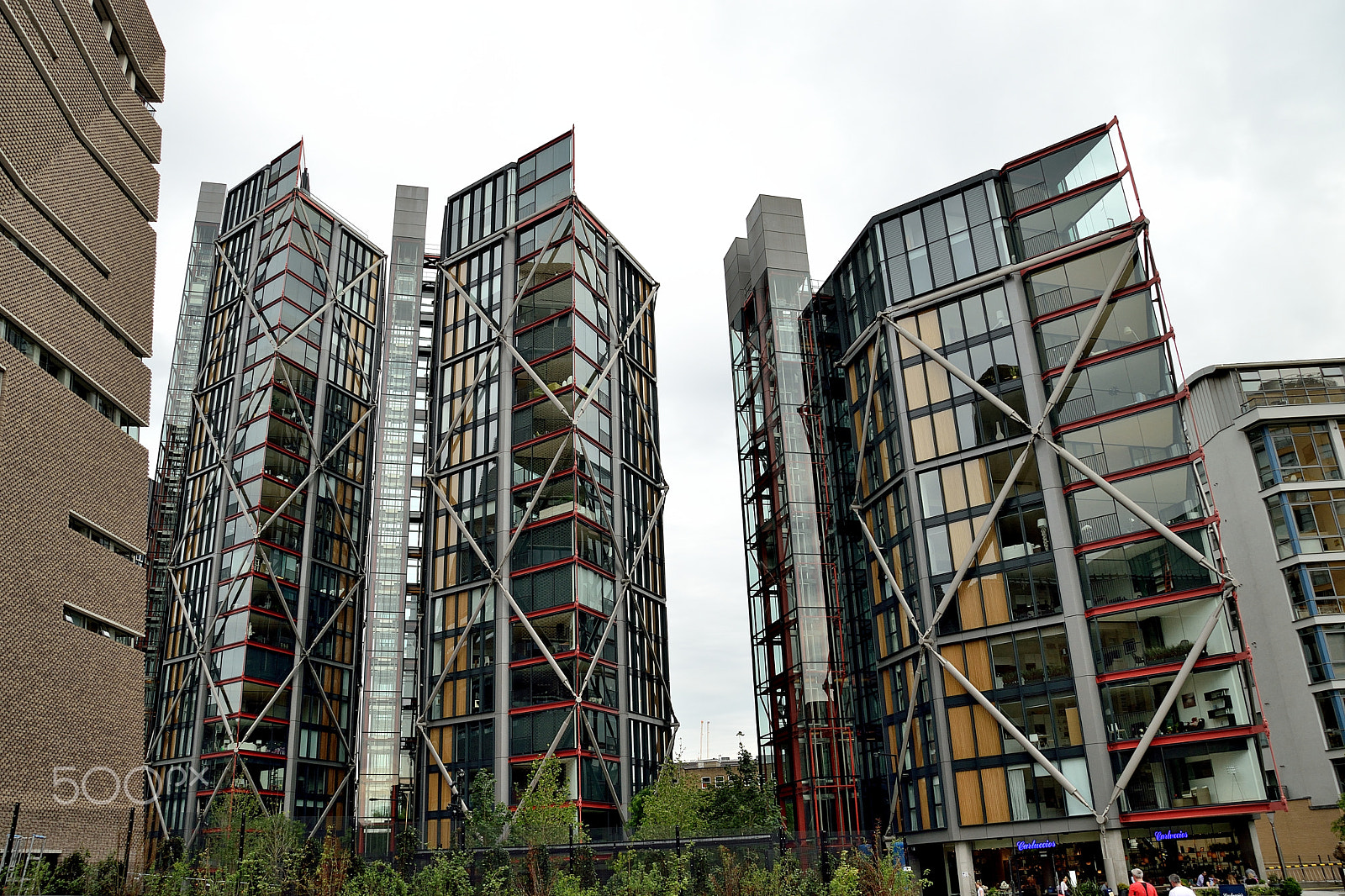 Sigma 18-200mm F3.5-6.3 DC OS HSM sample photo. Southwark london photography