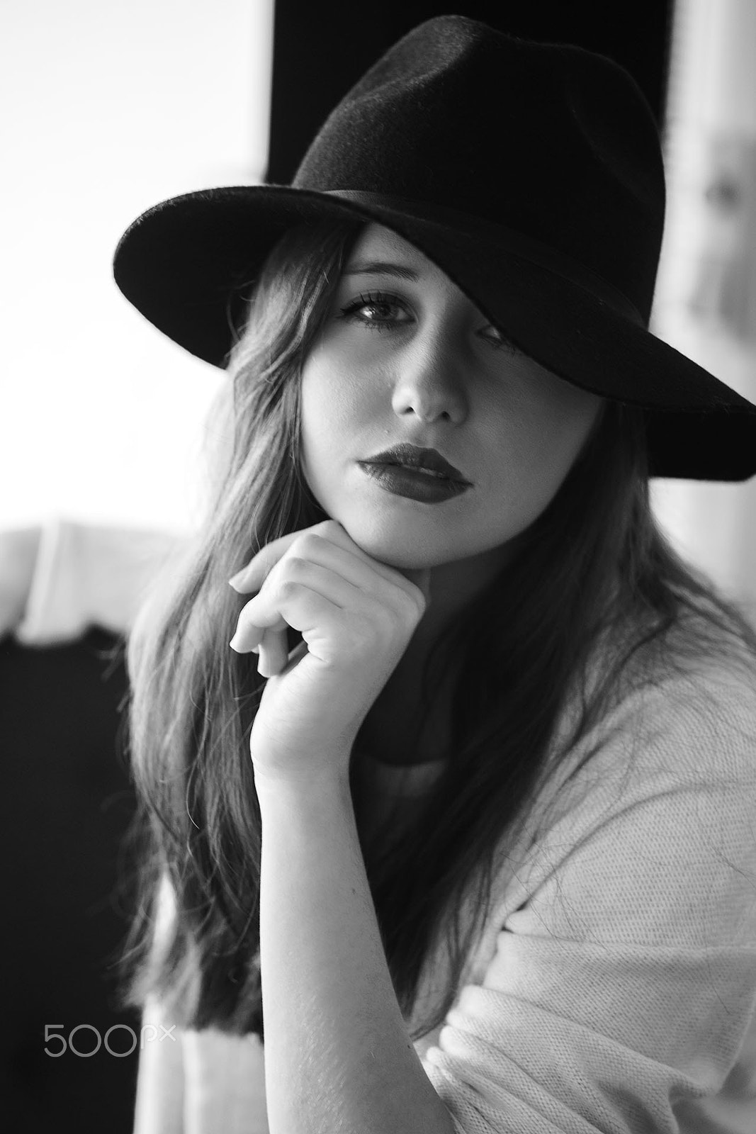 Sigma 105mm F2.8 EX DG Macro sample photo. Seduction photography