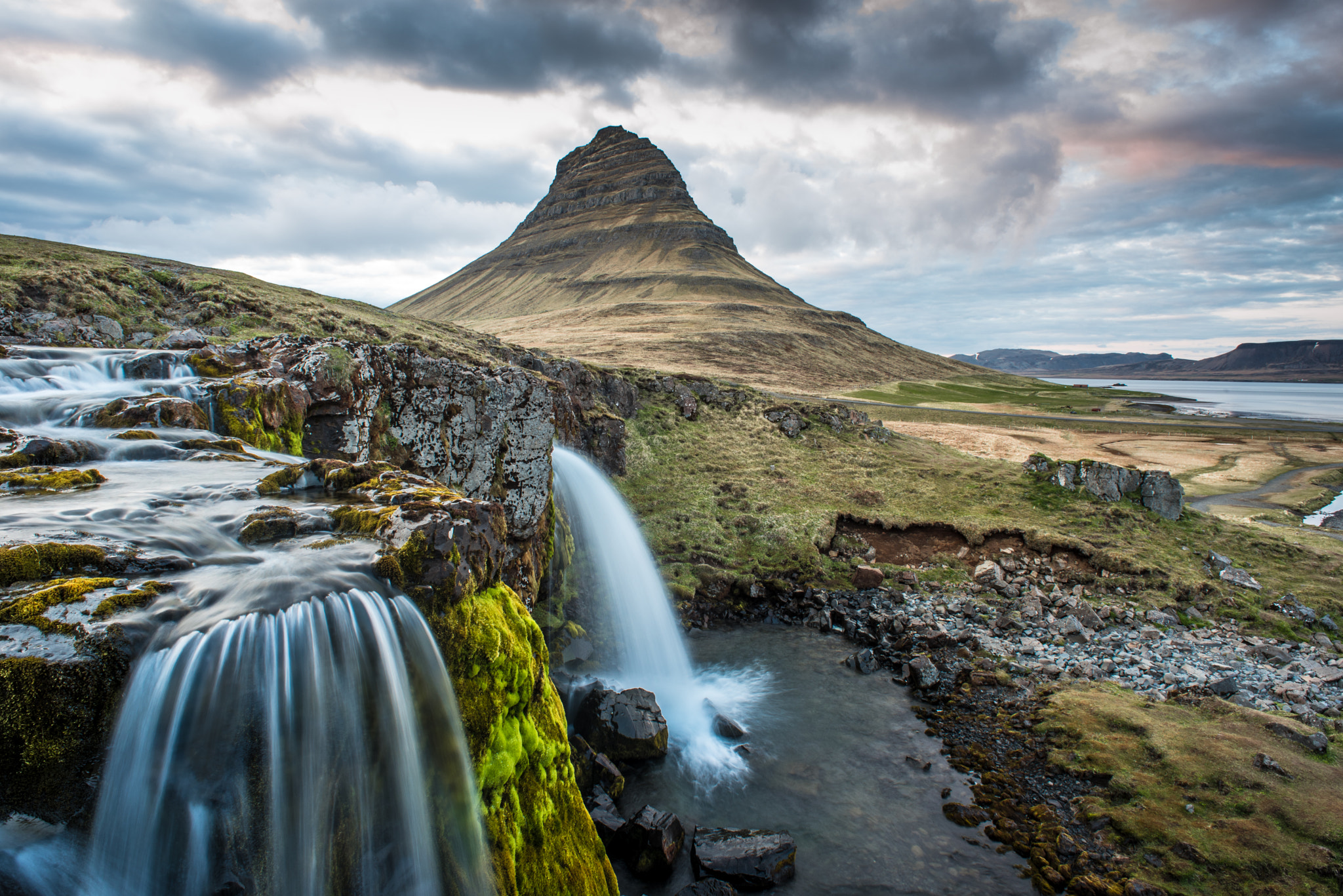 Nikon D750 + Nikon AF Nikkor 20mm F2.8D sample photo. Iceland's harmony photography