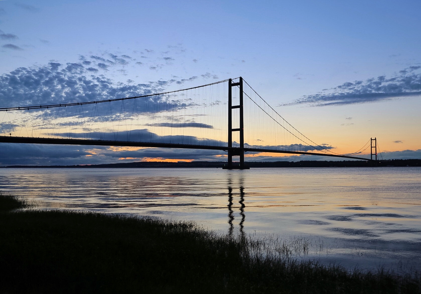 Canon EF 24-105mm F3.5-5.6 IS STM sample photo. Humber bridge at dusk photography