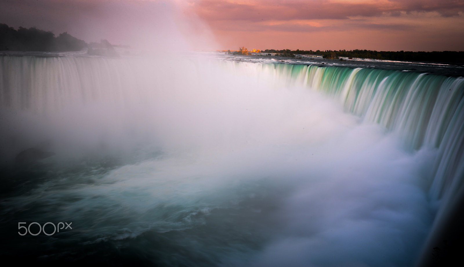 Nikon D610 + Nikon AF Nikkor 28mm F2.8D sample photo. Niagara falls photography