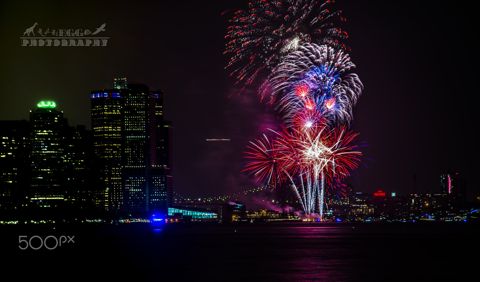 Sigma 28-200mm F3.5-5.6 Compact Aspherical Hyperzoom Macro sample photo. New york independence day firework photography