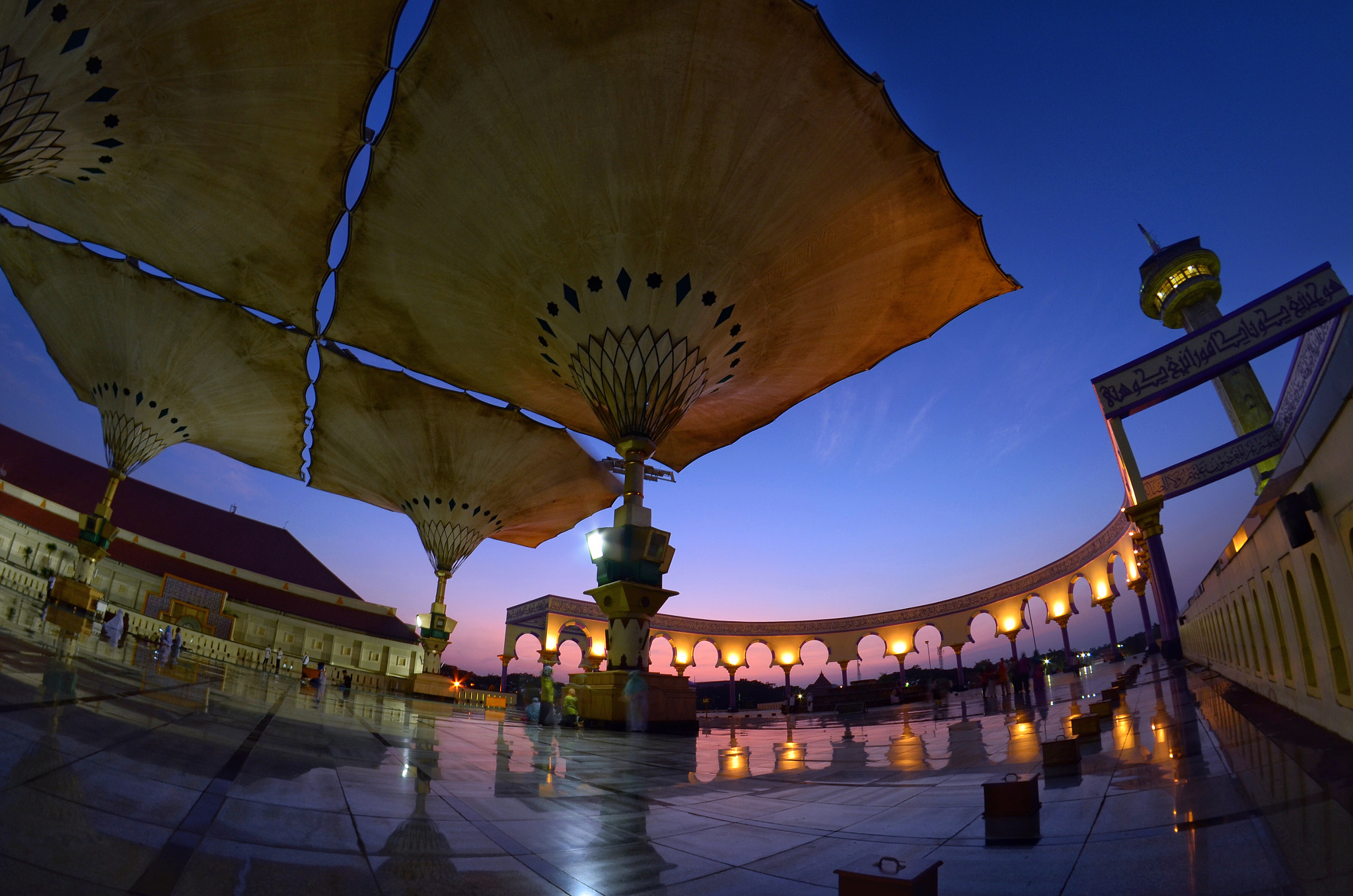 Nikon D7000 + Samyang 8mm F3.5 Aspherical IF MC Fisheye sample photo