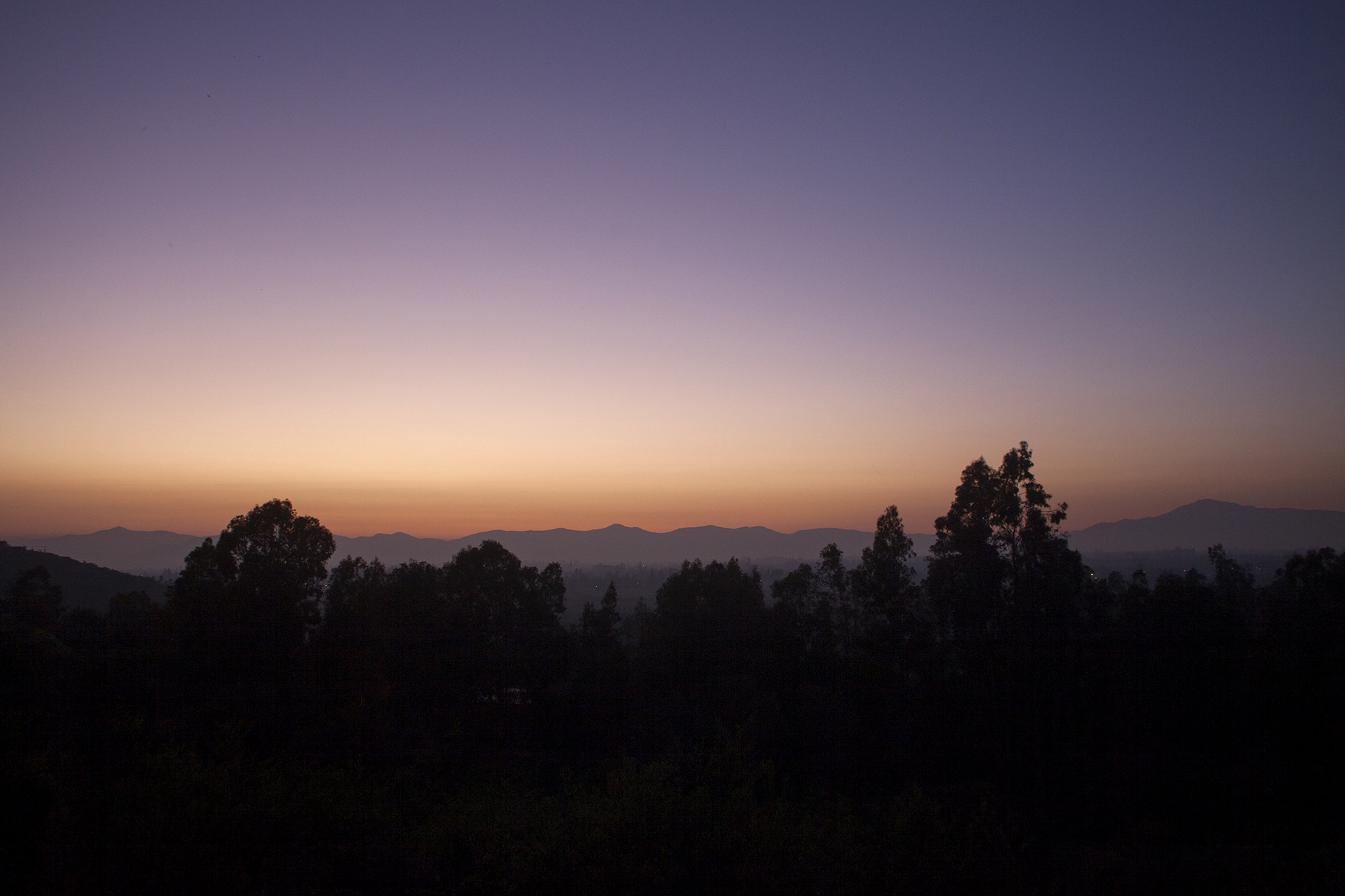 Canon EF 20-35mm F3.5-4.5 USM sample photo. Web photography