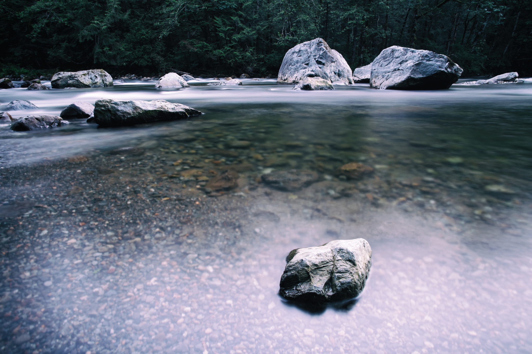 Sony a7 II + 20mm F2.8 sample photo. Stone on water photography