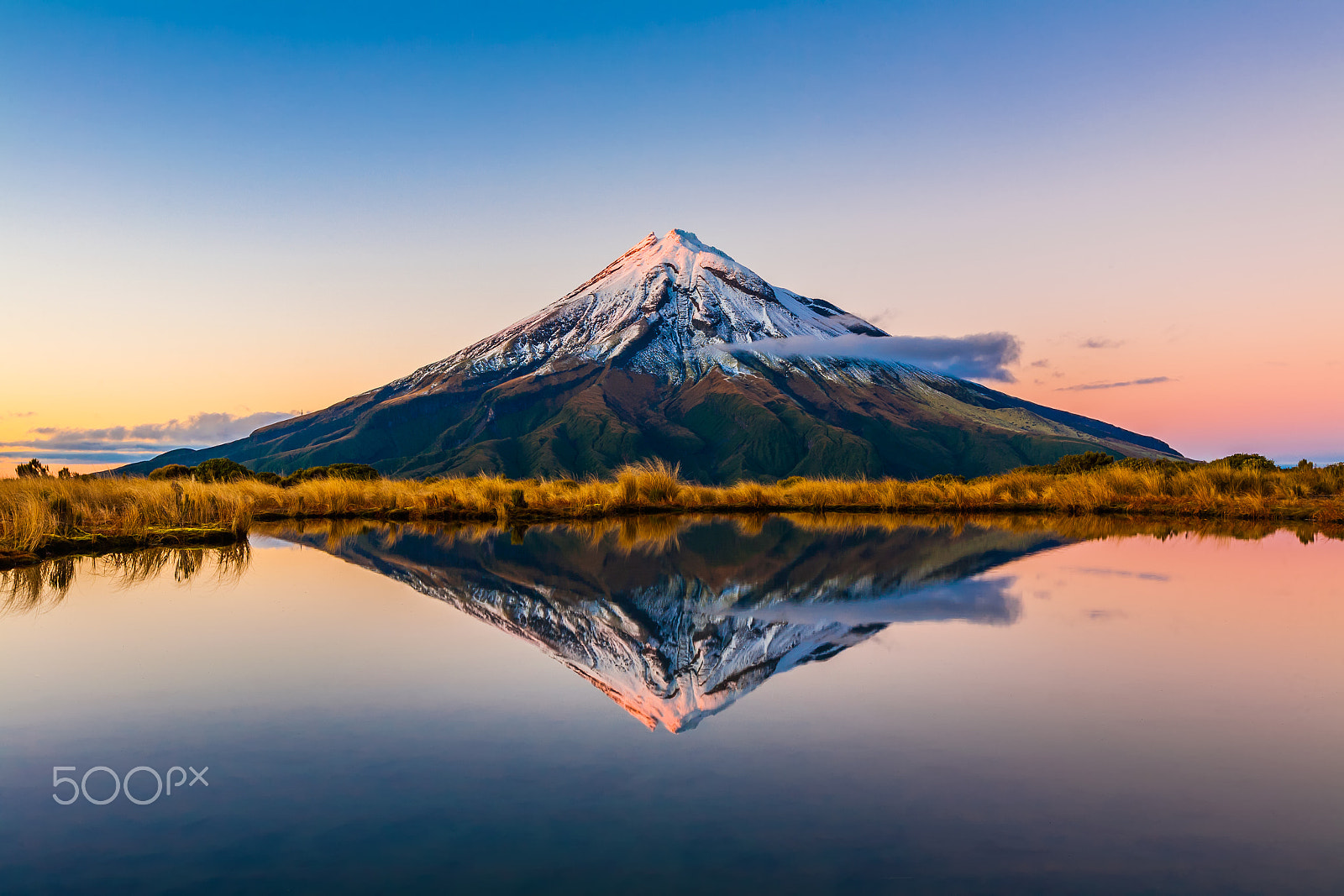 Canon EF 16-35mm F2.8L II USM sample photo. Mt taranaki photography