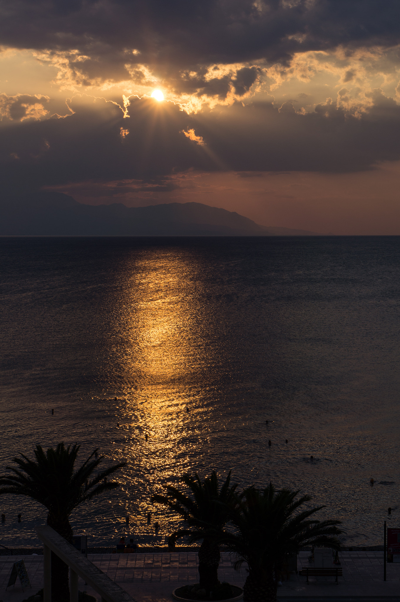 Sony Alpha NEX-5N + E 50mm F1.8 OSS sample photo. Sea. photography