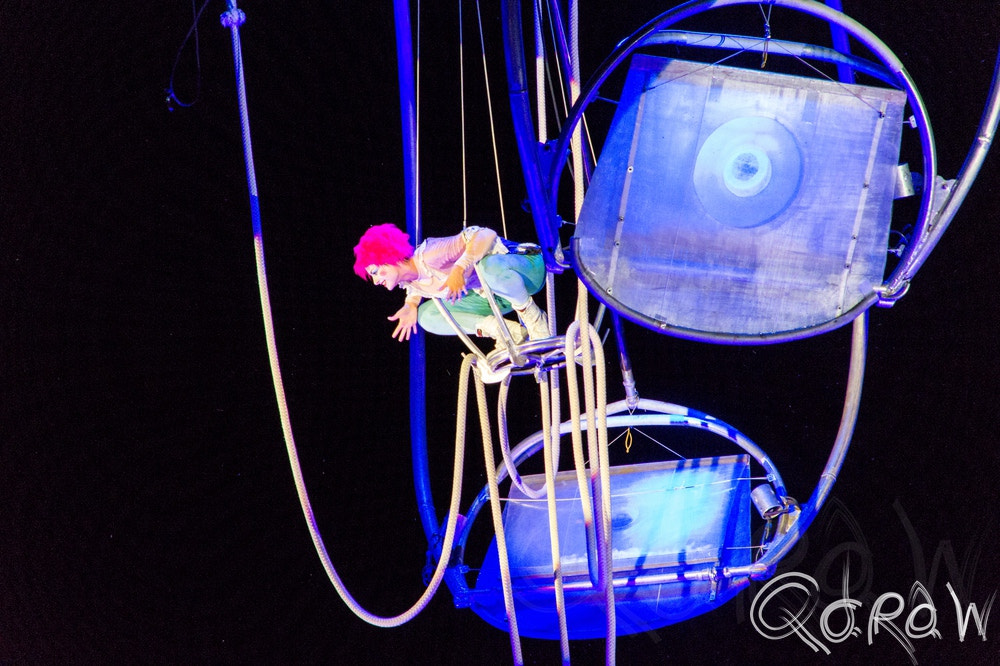 Sony SLT-A58 + Sigma 18-200mm F3.5-6.3 DC sample photo. Jump? (transe express) photography