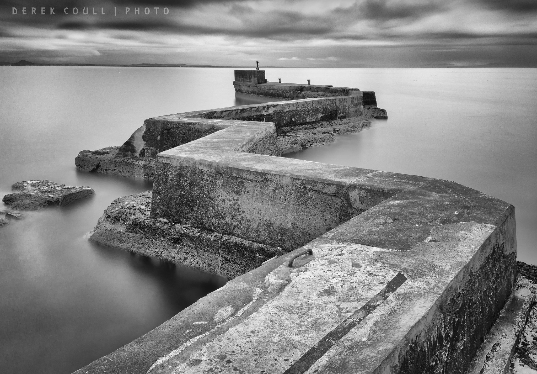 Samsung NX1100 + Samsung NX 20-50mm F3.5-5.6 ED sample photo. St monans in mono photography