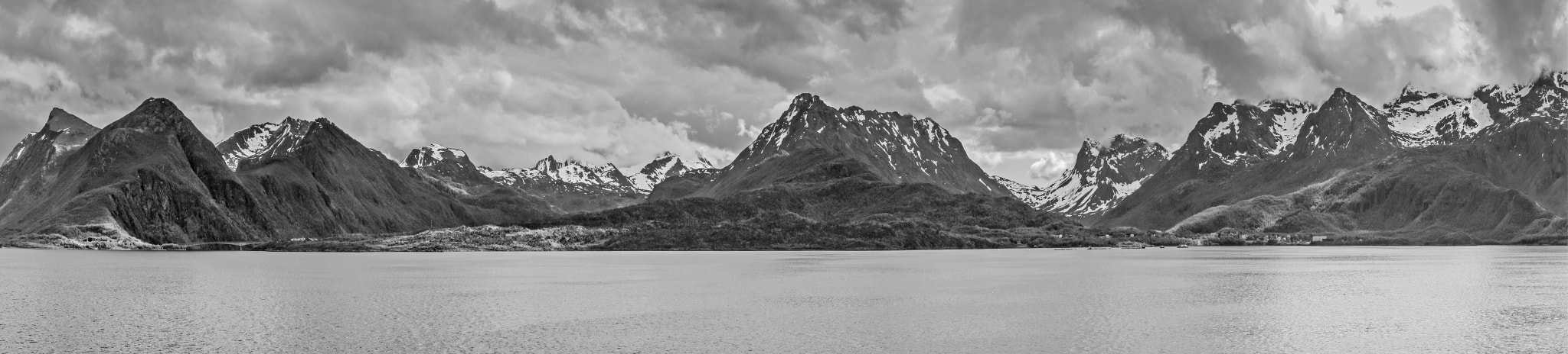 Sony E 18-200mm F3.5-6.3 OSS sample photo. Cruise hurtigruten, lofoten photography