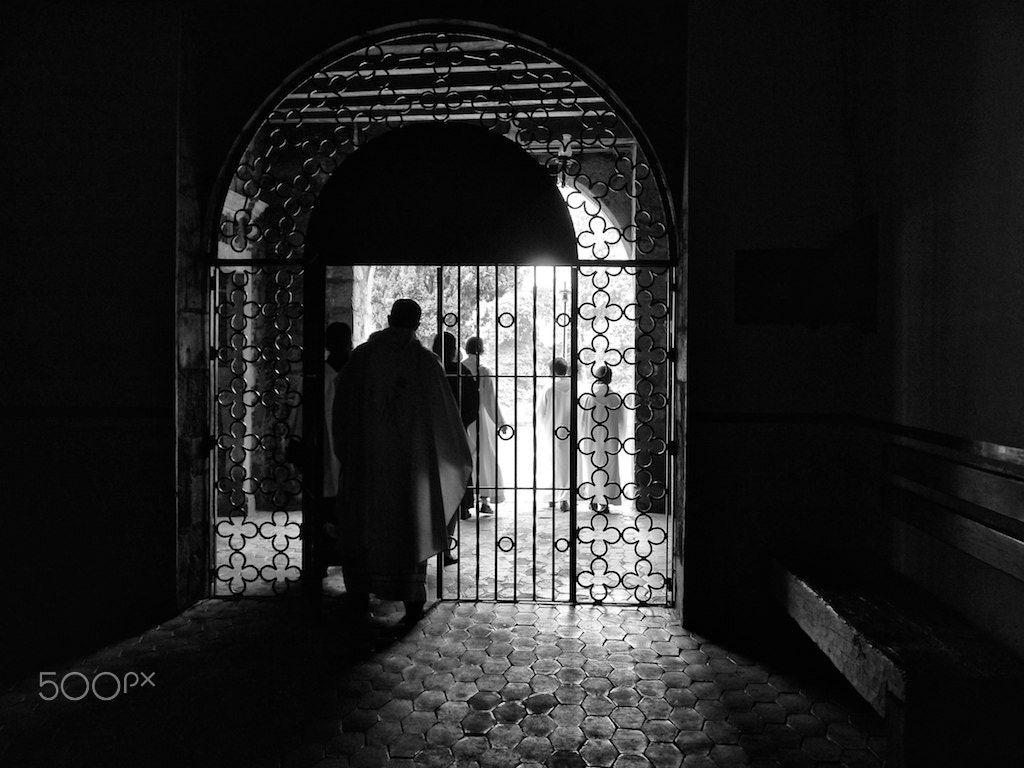 Panasonic Lumix DMC-GH2 sample photo. La salida. photography