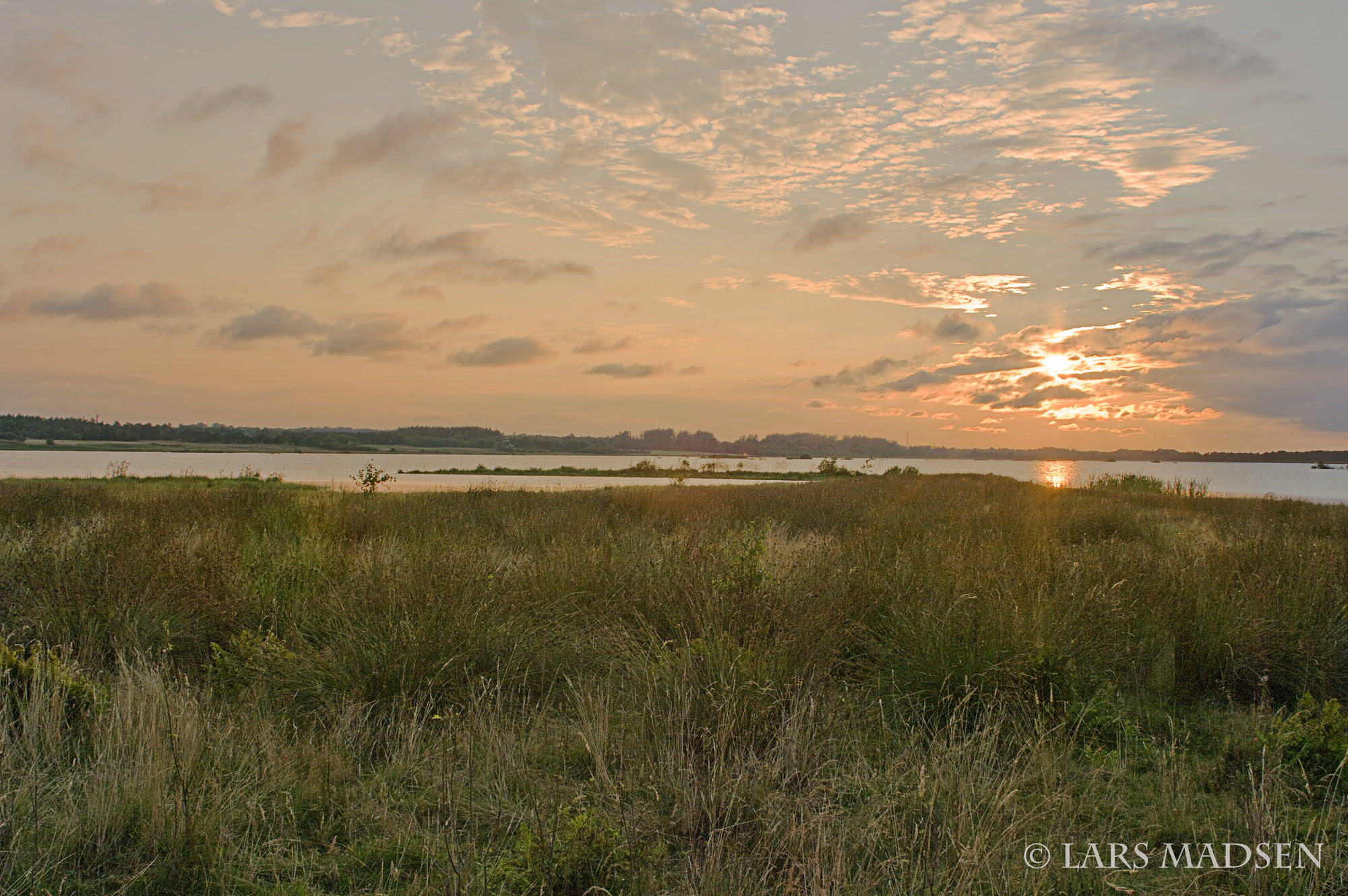 smc PENTAX-F 35-105mm F4-5.6 sample photo. Evening of boiling lake. photography