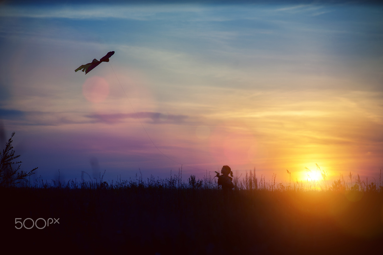 Canon EOS 5D + Canon EF 75-300mm f/4-5.6 USM sample photo. Girl and kite flying at sunset photography