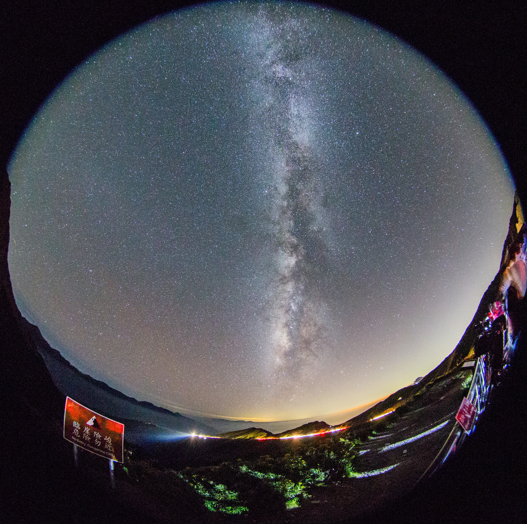Canon EF 8-15mm F4L Fisheye USM sample photo. 合歡山魚眼銀河 photography