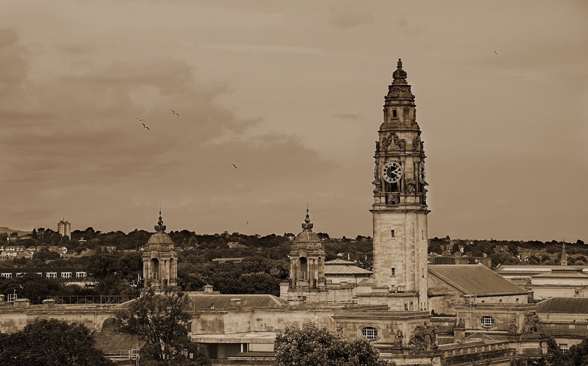 Nikon D80 + Sigma 18-125mm F3.8-5.6 DC OS HSM sample photo. Cardiff skyline photography