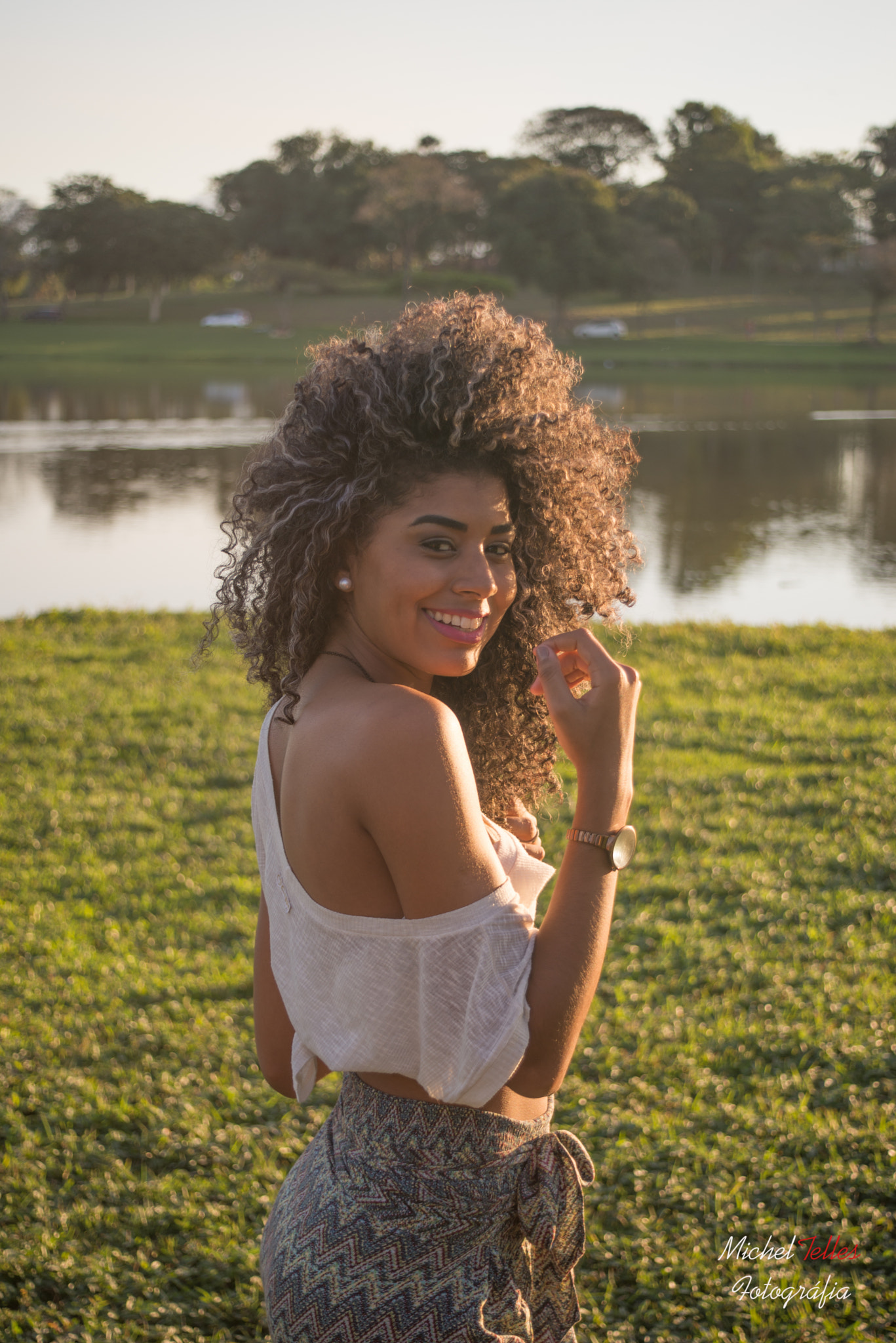 AF Zoom-Nikkor 28-80mm f/3.5-5.6D sample photo. A beleza do seu olhar... photography