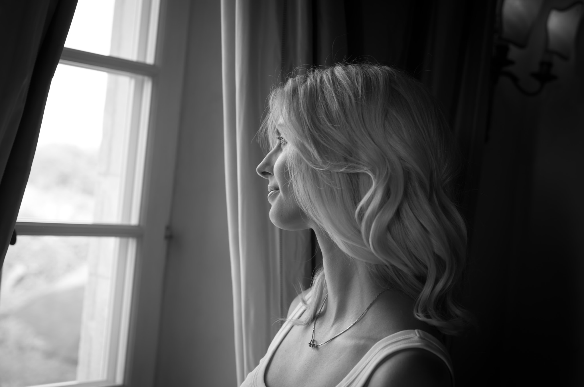 Vario-Elmar 30-90 sample photo. Gazing photography