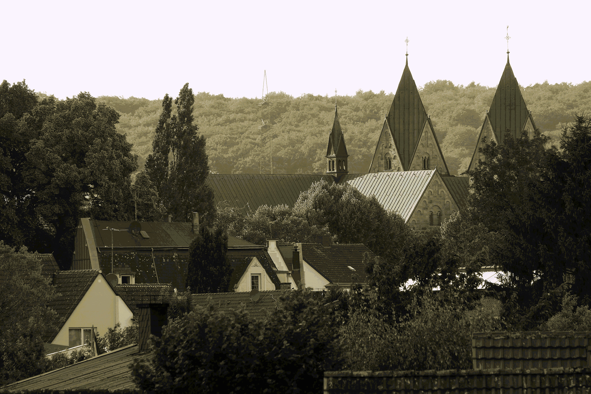 Olympus OM-D E-M5 II sample photo. Above the roofs photography