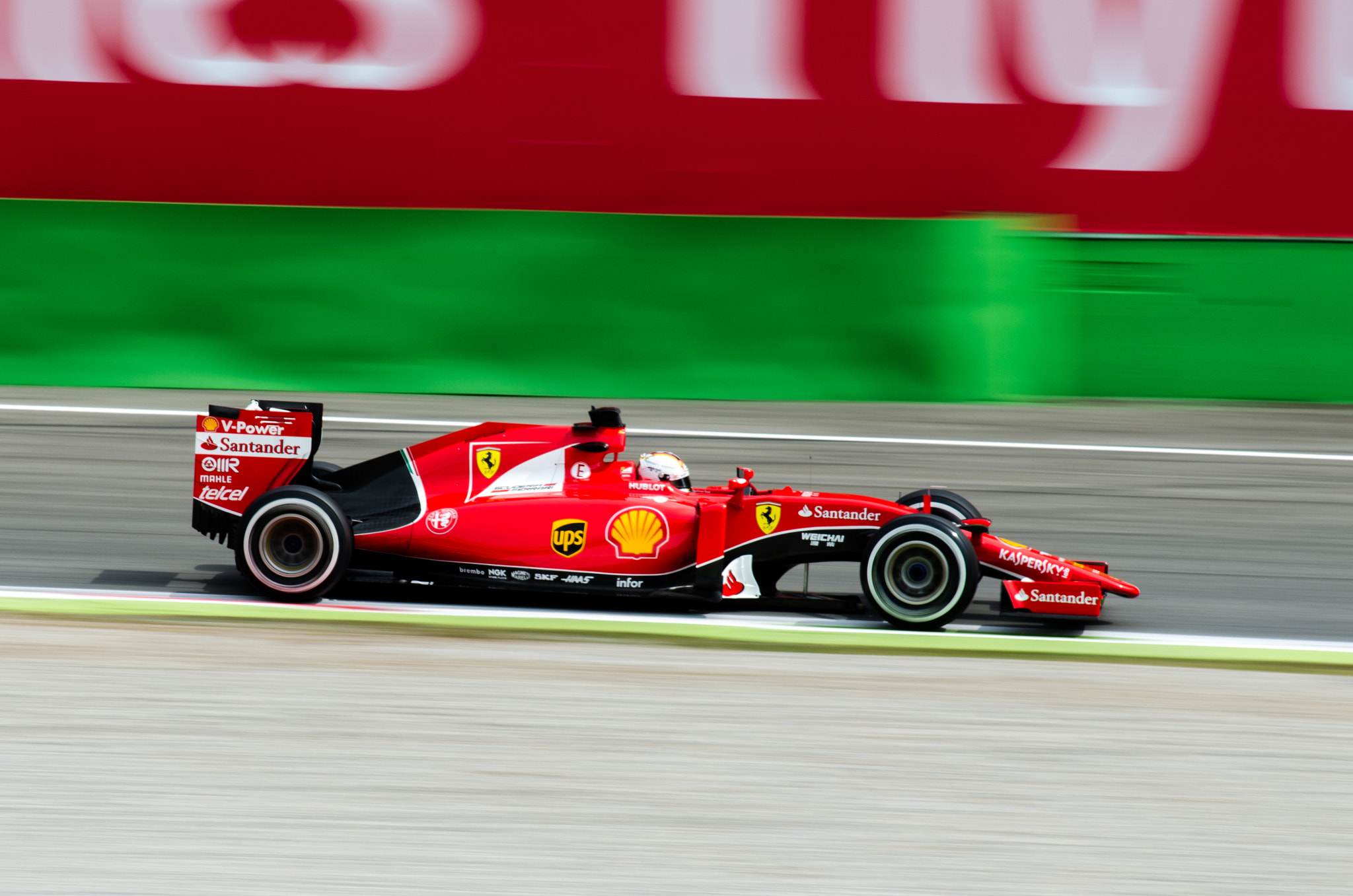Nikon AF-Nikkor 80-200mm F2.8D ED sample photo. Vettel photography