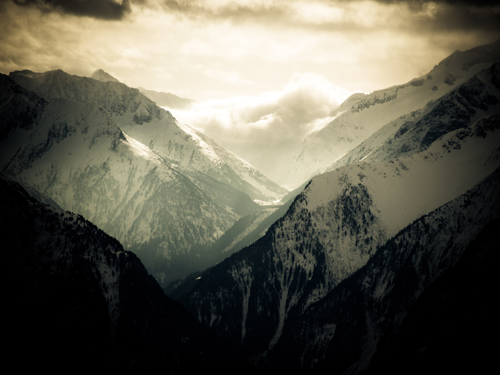 Olympus PEN E-PL3 sample photo. Alps photography